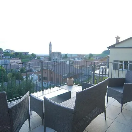 La Casa Dei Nonni Lägenhet