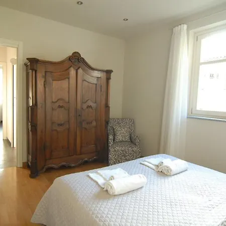 La Casa Dei Nonni * Монфорте-д'Альба