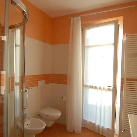 La Casa Dei Nonni * Монфорте-д'Альба